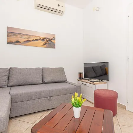 Cozy In With House Sea View Primosten